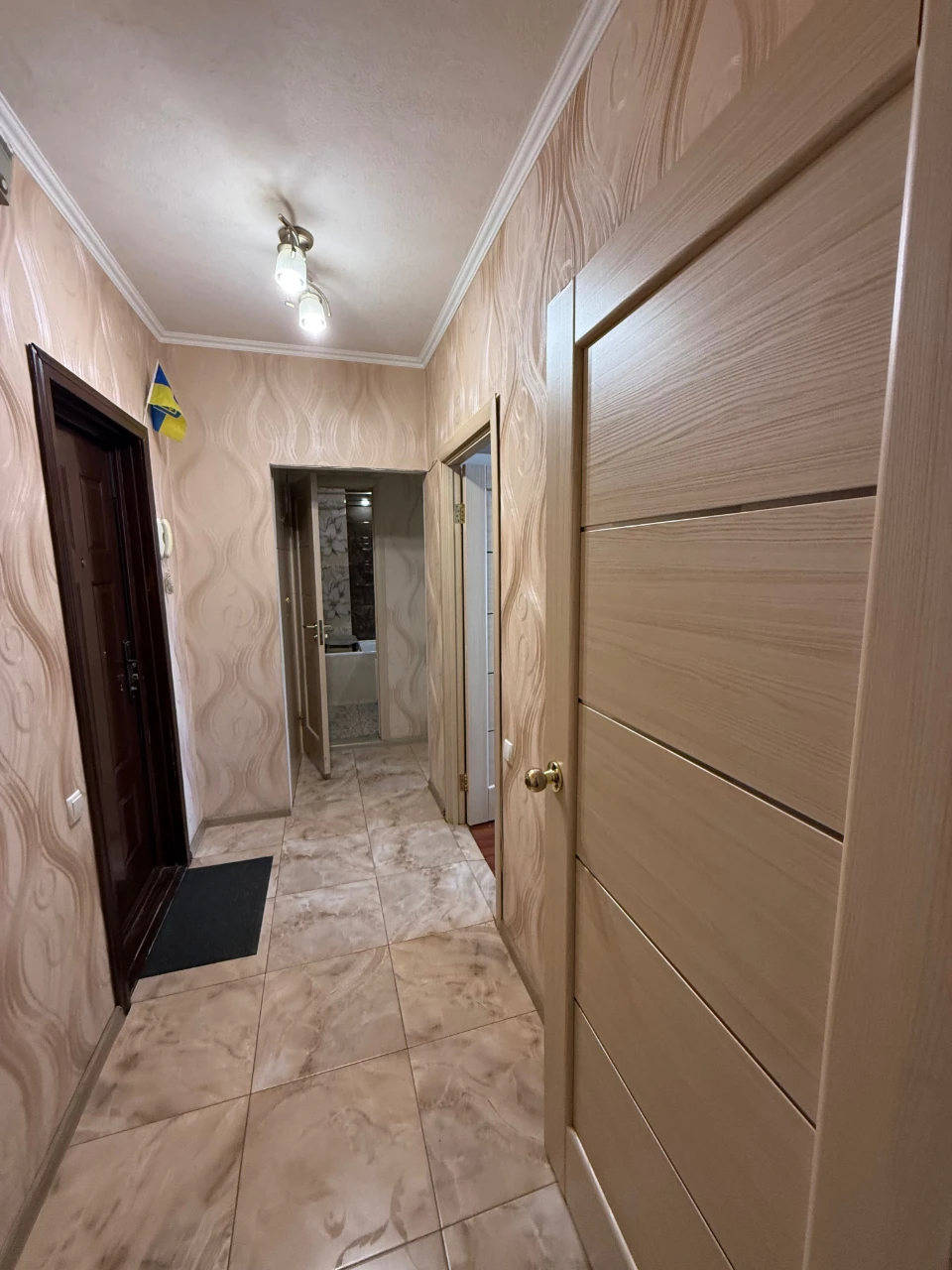 Продам 2к квартиру Героїв Крут, початок