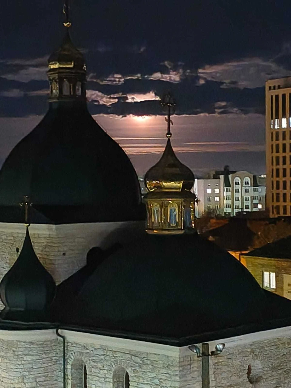 Продаємо 3к.кв в самому центрі міста по вул.Руська