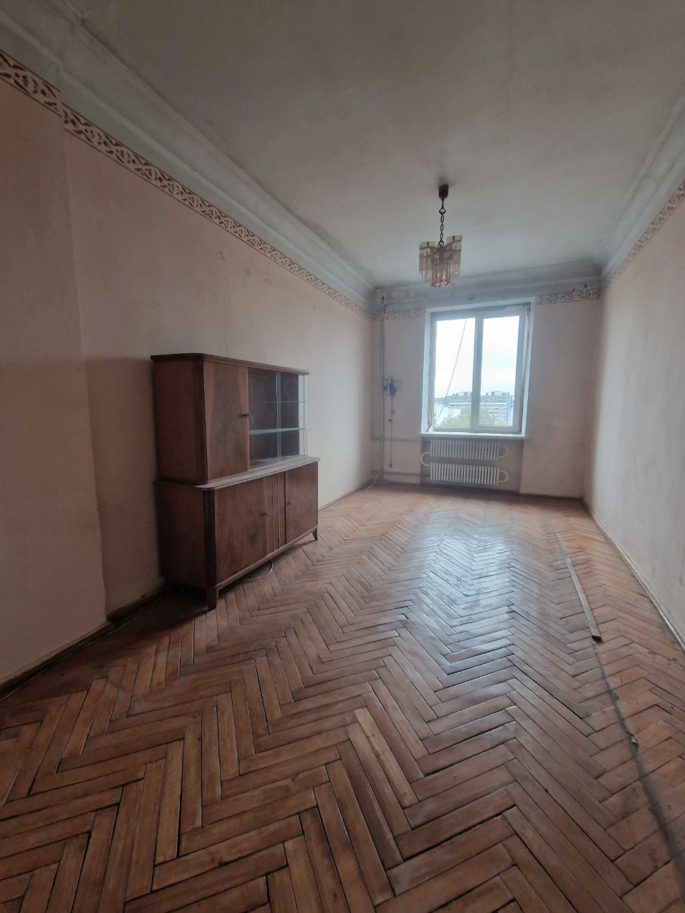 Продаємо 3к.кв в самому центрі міста по вул.Руська