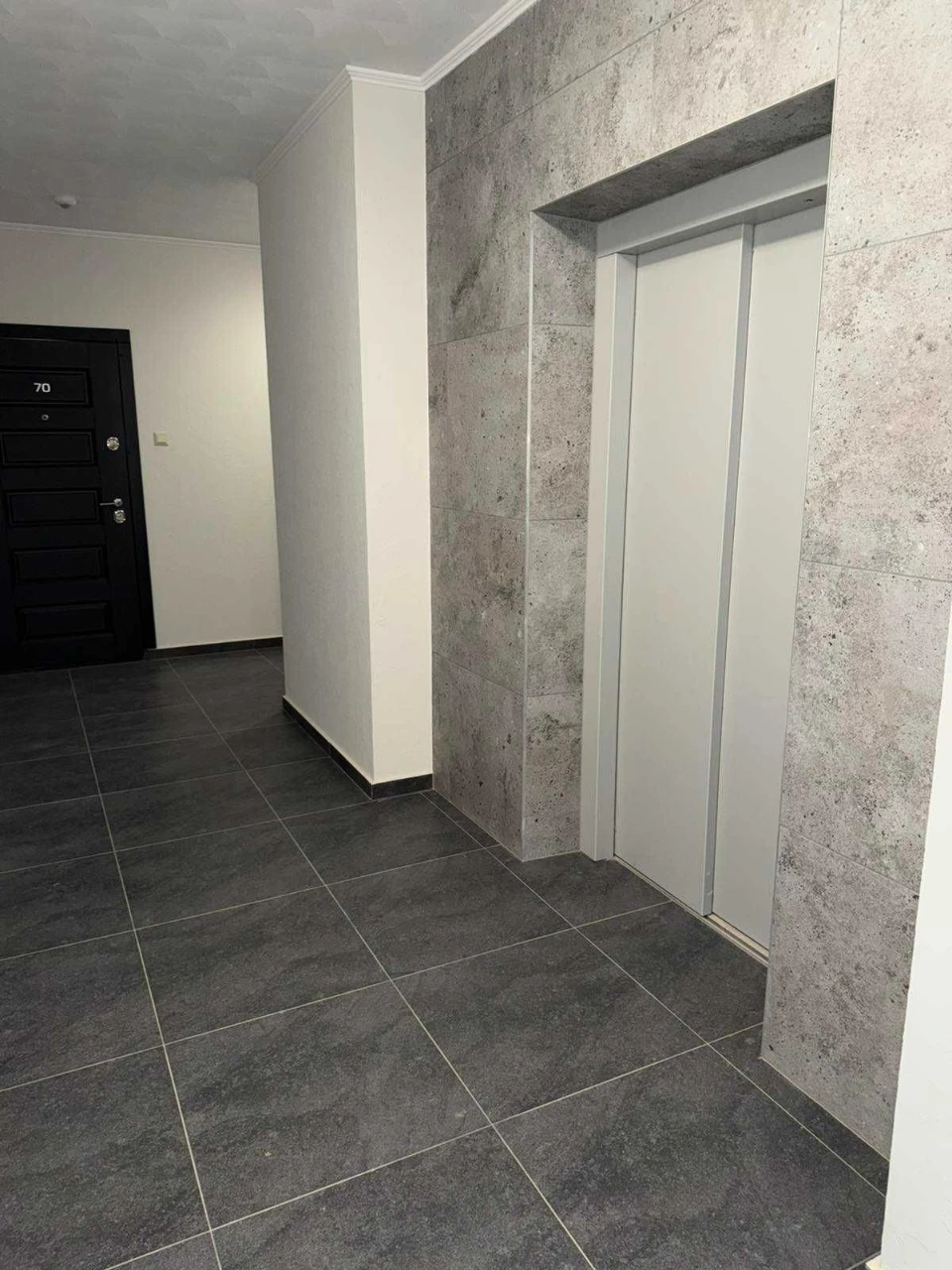 Продаж 1 новобудови ЖК "Юніт"