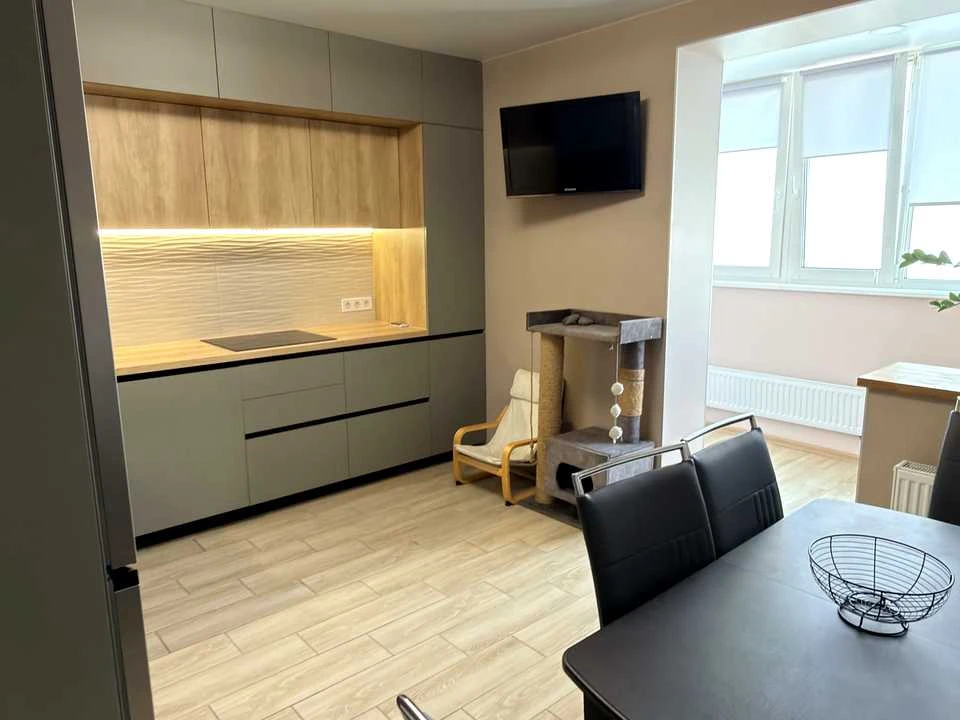 Apartment. Kharkiv, Heroiv Kharkova Ave. (Moskovskiy)
