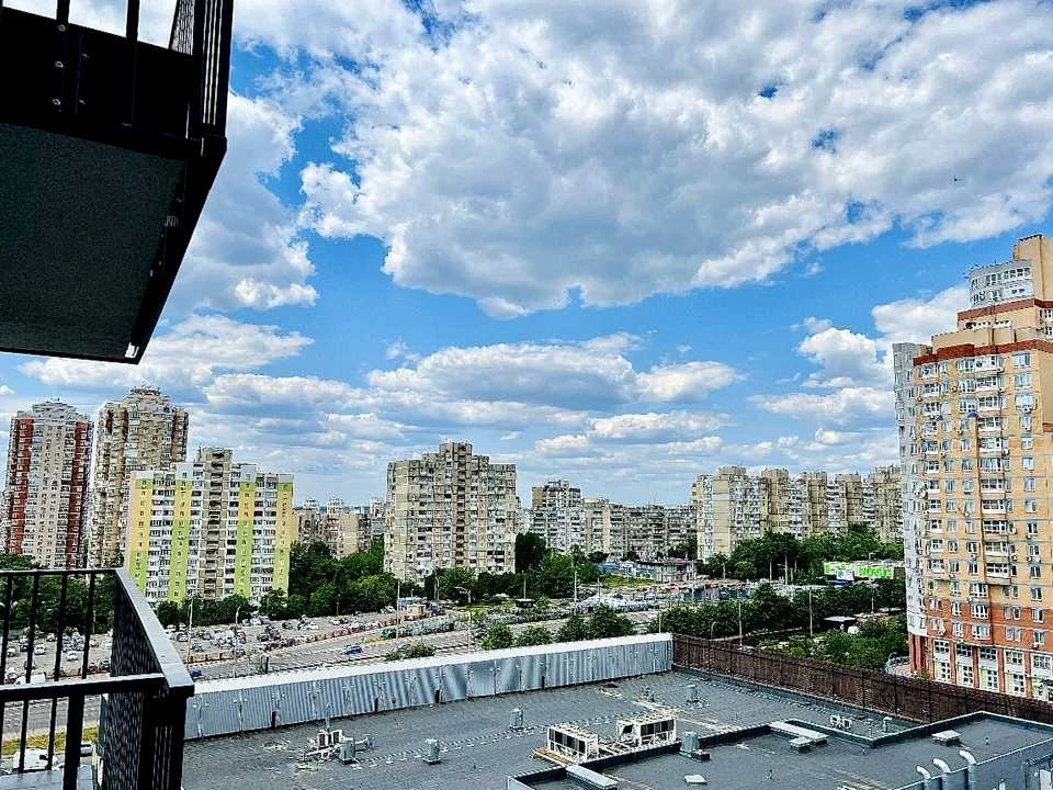 Квартира. Київ, Василя Стуса вул.