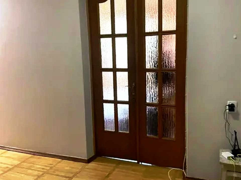 Квартира. Київ, Старонаводницька вул.