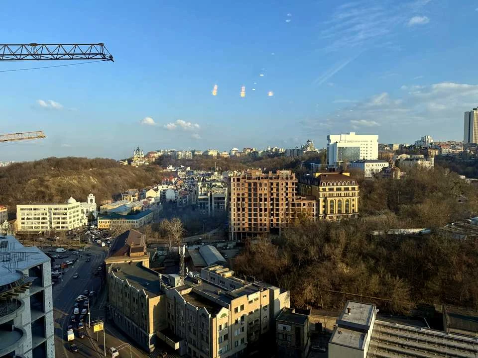 Квартира. Київ, Глибочицька вул.