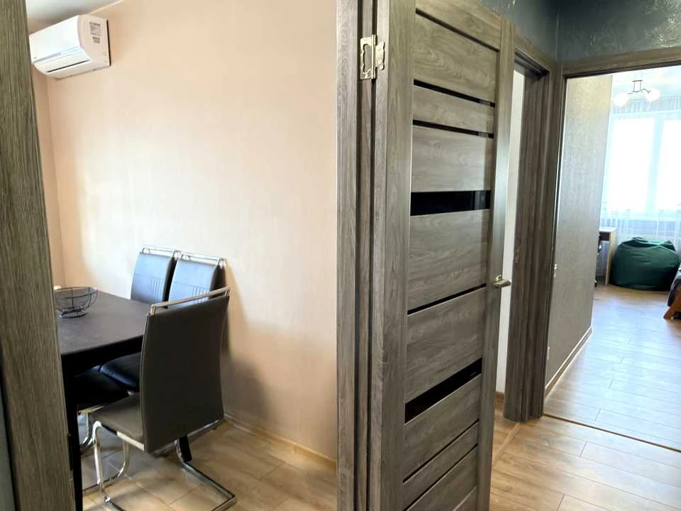 Apartment. Kharkiv, Heroiv Kharkova Ave. (Moskovskiy)