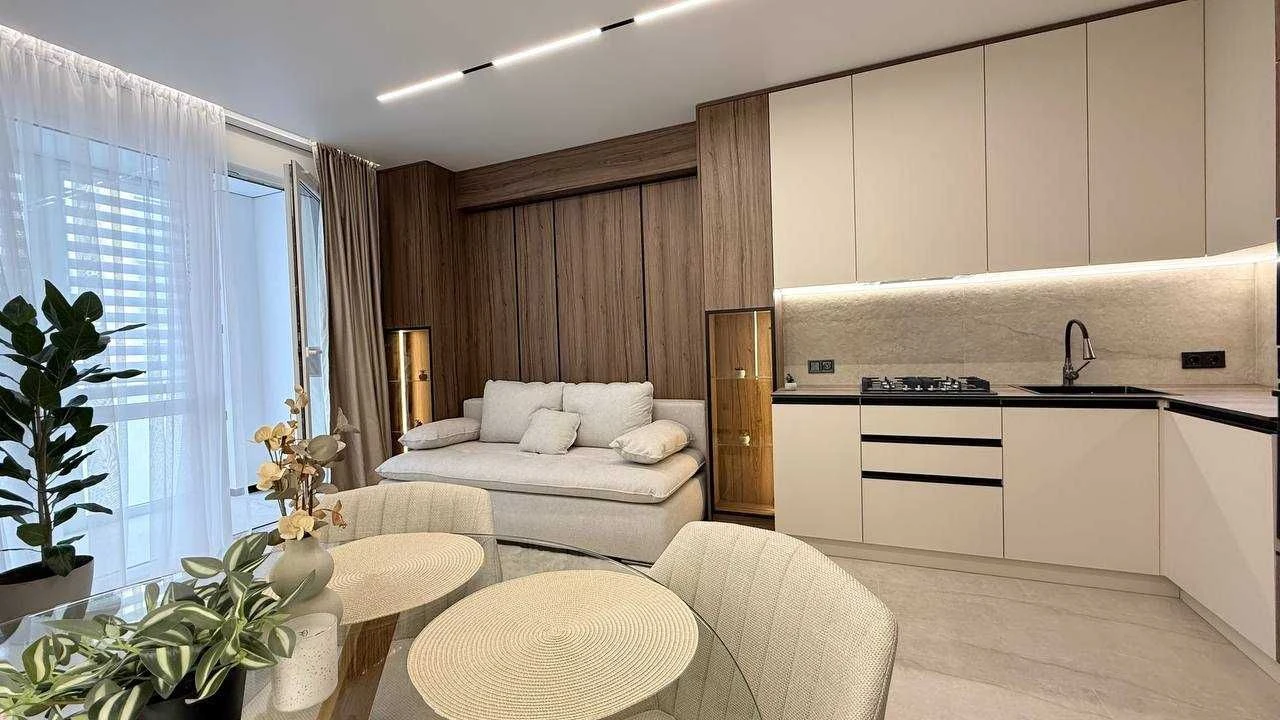 Продаж 2 кімнатної квартири з ремонтом ЖК Софіївка вул. Угор