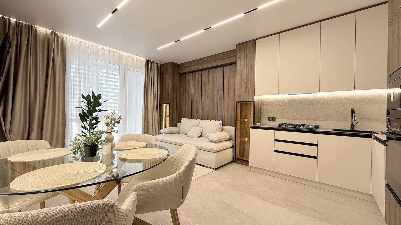 Продаж 2 кімнатної квартири з ремонтом ЖК Софіївка вул. Угор