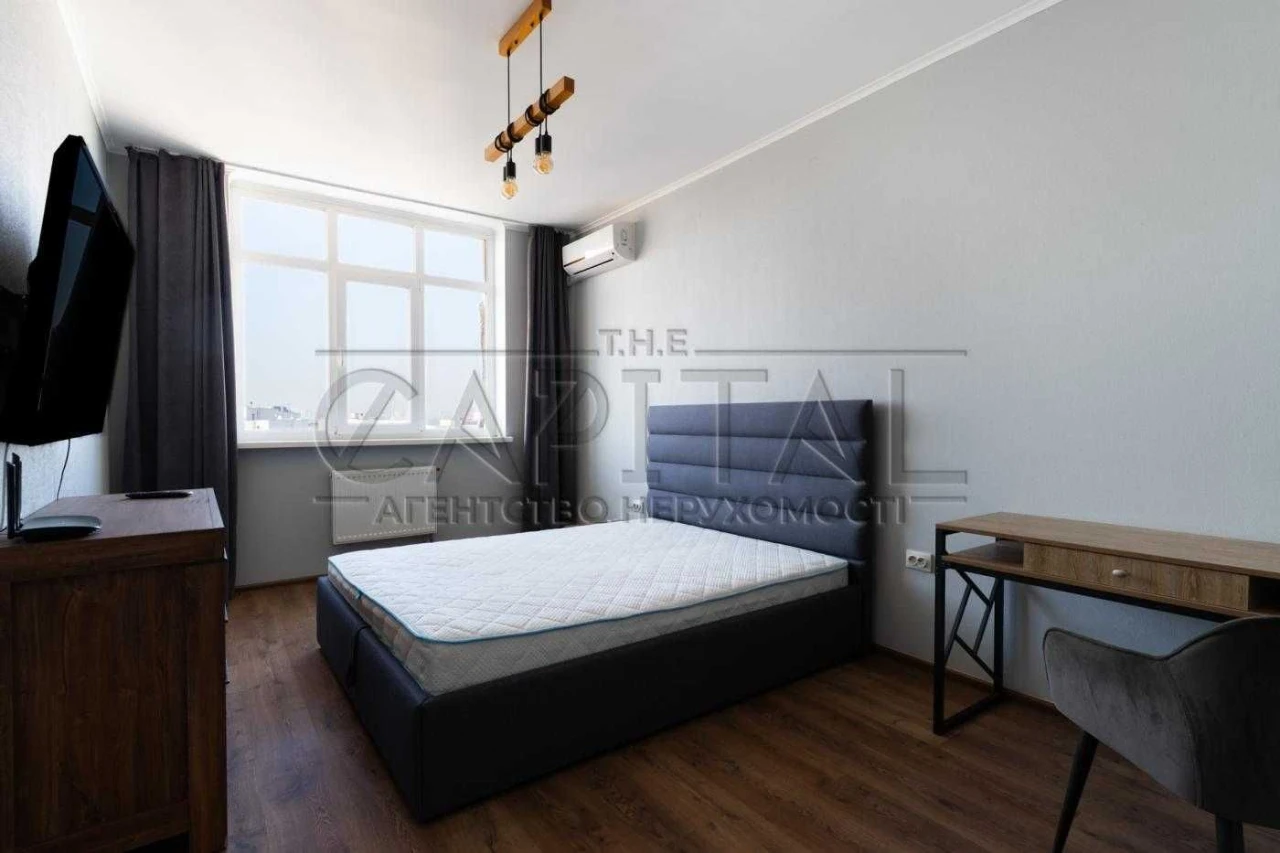 ТЕРМІНОВИЙ продаж квартири 42 м² в ЖК Традиція на вул. Олени