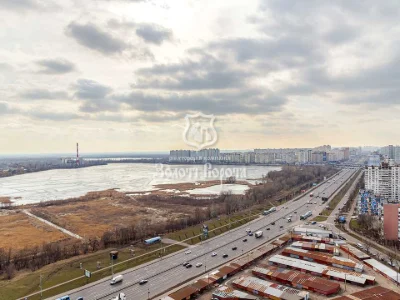 Квартира. Київ, Кам'янська вул.