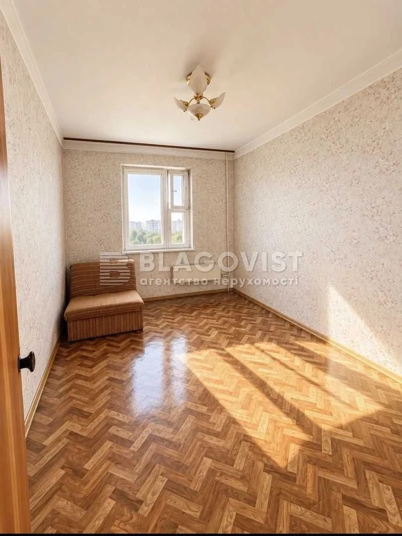 Продаж 2-к квартири Калиновського Кастуся (Астраханська), 25