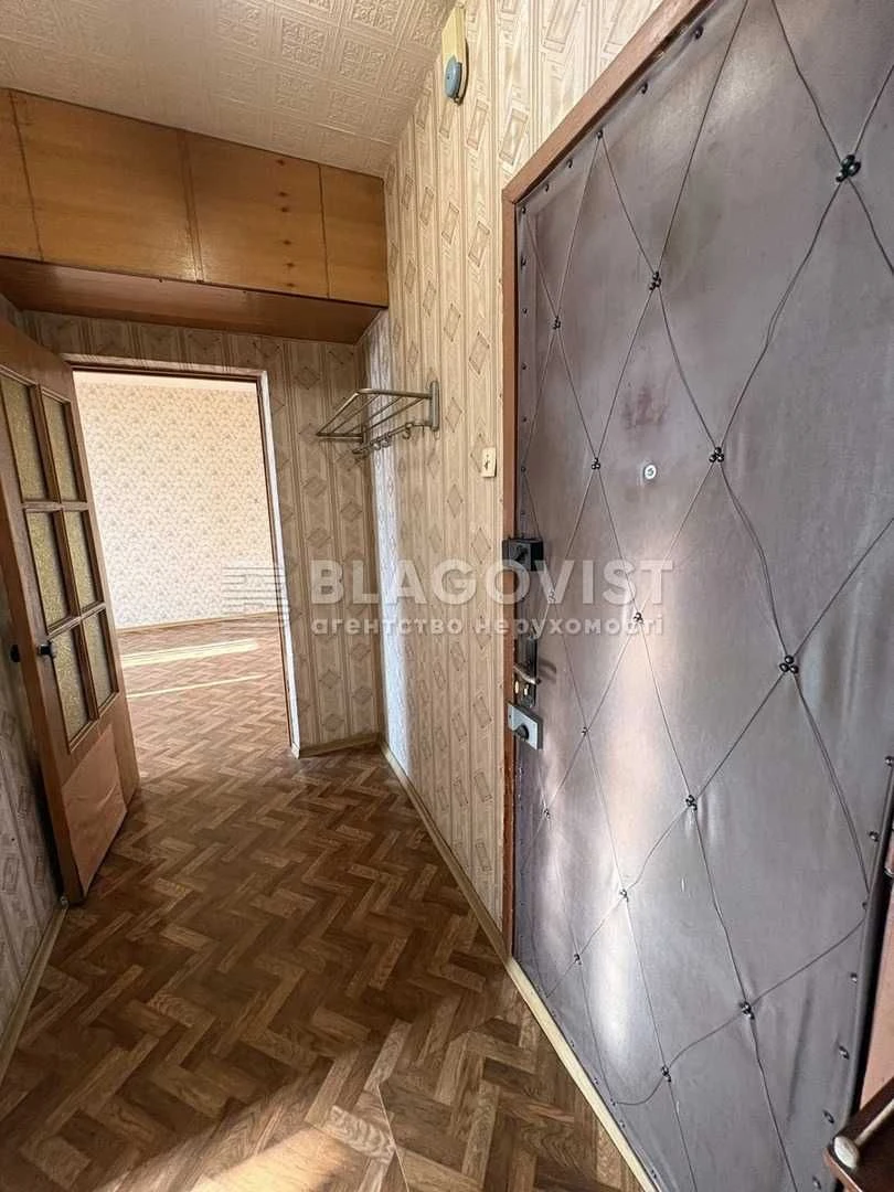Продаж 2-к квартири Калиновського Кастуся (Астраханська), 25