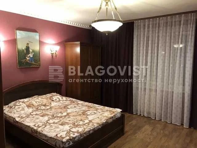 Продаж 1-кімнатної квартири, вул. Академіка Булаховського, 5