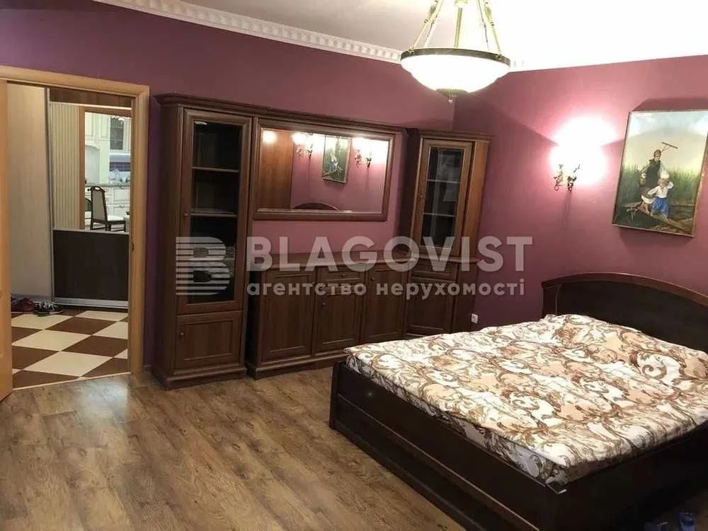 Продаж 1-кімнатної квартири, вул. Академіка Булаховського, 5
