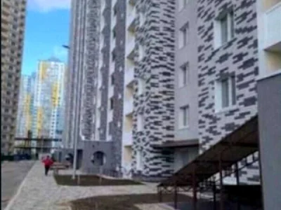 Квартира. Київ, Ревуцького вул.