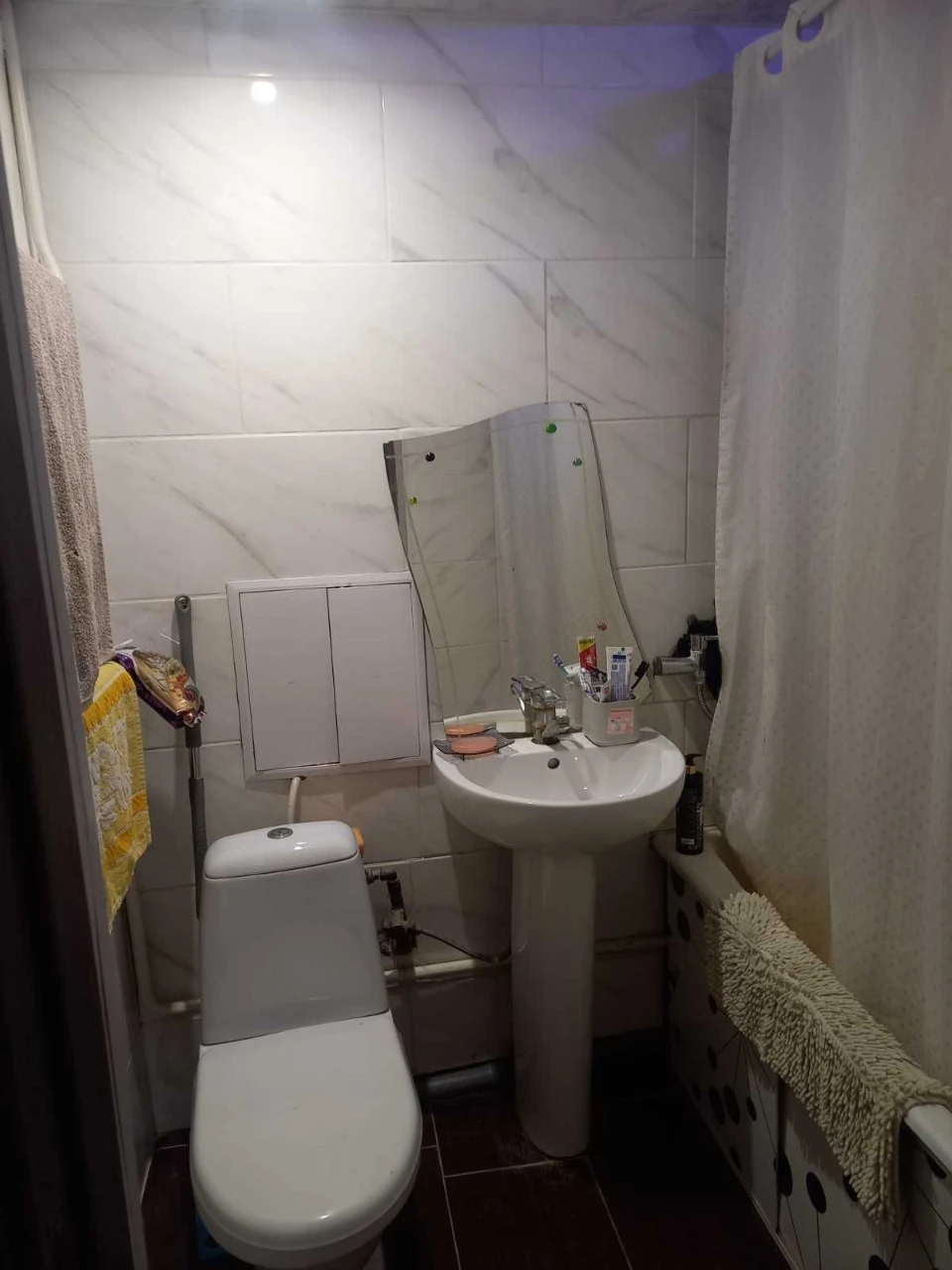 Продам 2 к кв Баварія (Бавария)
