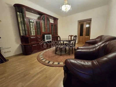 Продажа 3кім.кв Центр, Г.Сковороди, метро Ярослава Мудрого