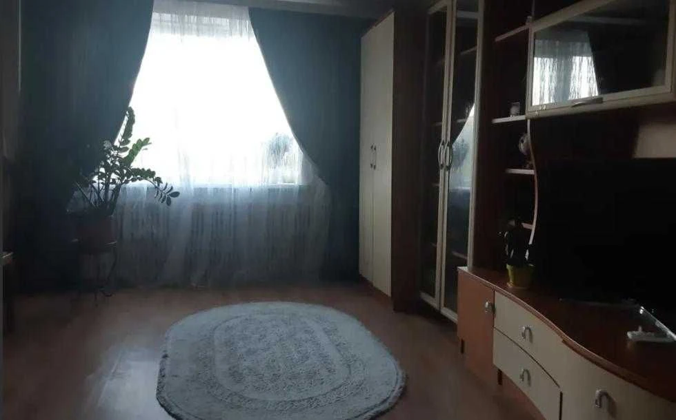 Продам 1 ком квартиру улучшенной планировки на Холодной Горе