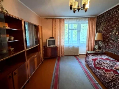 Квартира. Здолбунів, Заводська вул.