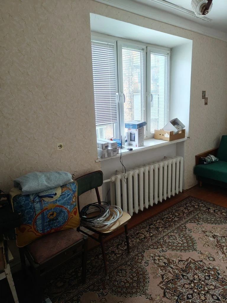 Продам двокімнатну квартиру