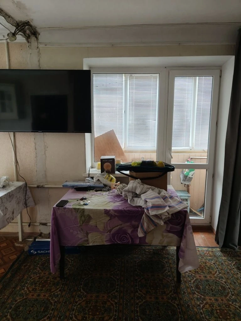 Продам двокімнатну квартиру