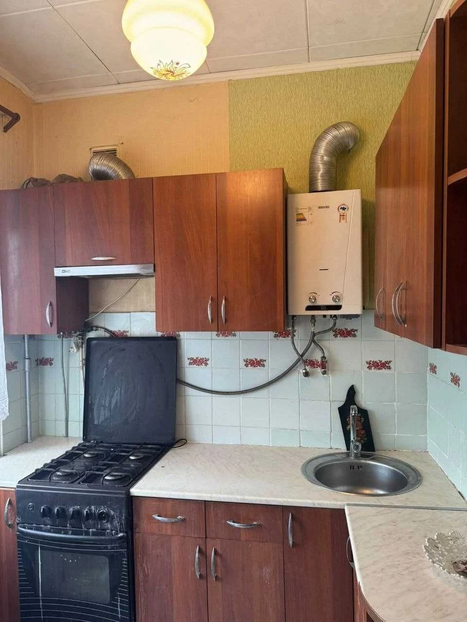 Продаж 2х кімнатної квартири, вул.Івана Мазепи