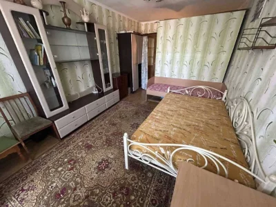 Продам 2-к квартиру Білоцерківський, Біла Церква, Сквирське
