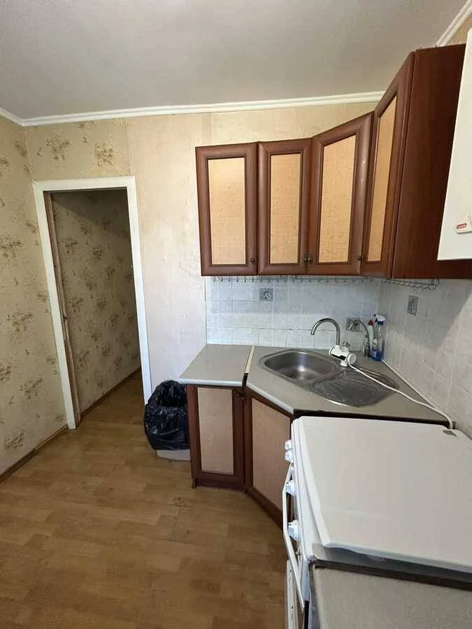 Продам 2-к квартиру Білоцерківський, Біла Церква, Сквирське