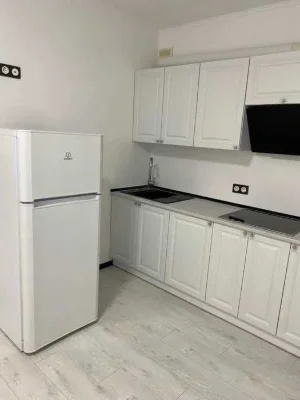 продаж 1 кімнатної квартири, Центр .вул. Нова 31