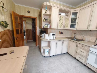 Продаж 2кім квартири у Винниках вул Івасюка