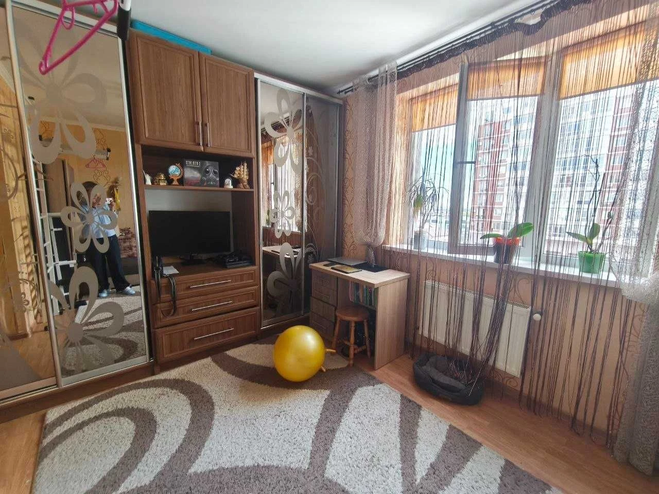 Продаж 2кім квартири у Винниках вул Івасюка