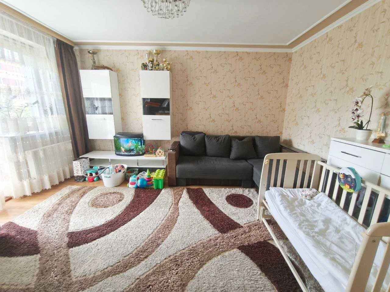 Продаж 2кім квартири у Винниках вул Івасюка