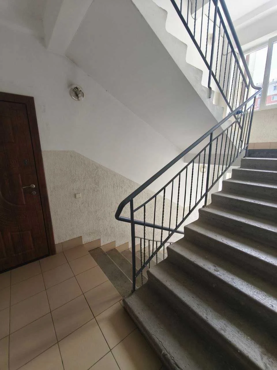 Продаж 2кім квартири у Винниках вул Івасюка