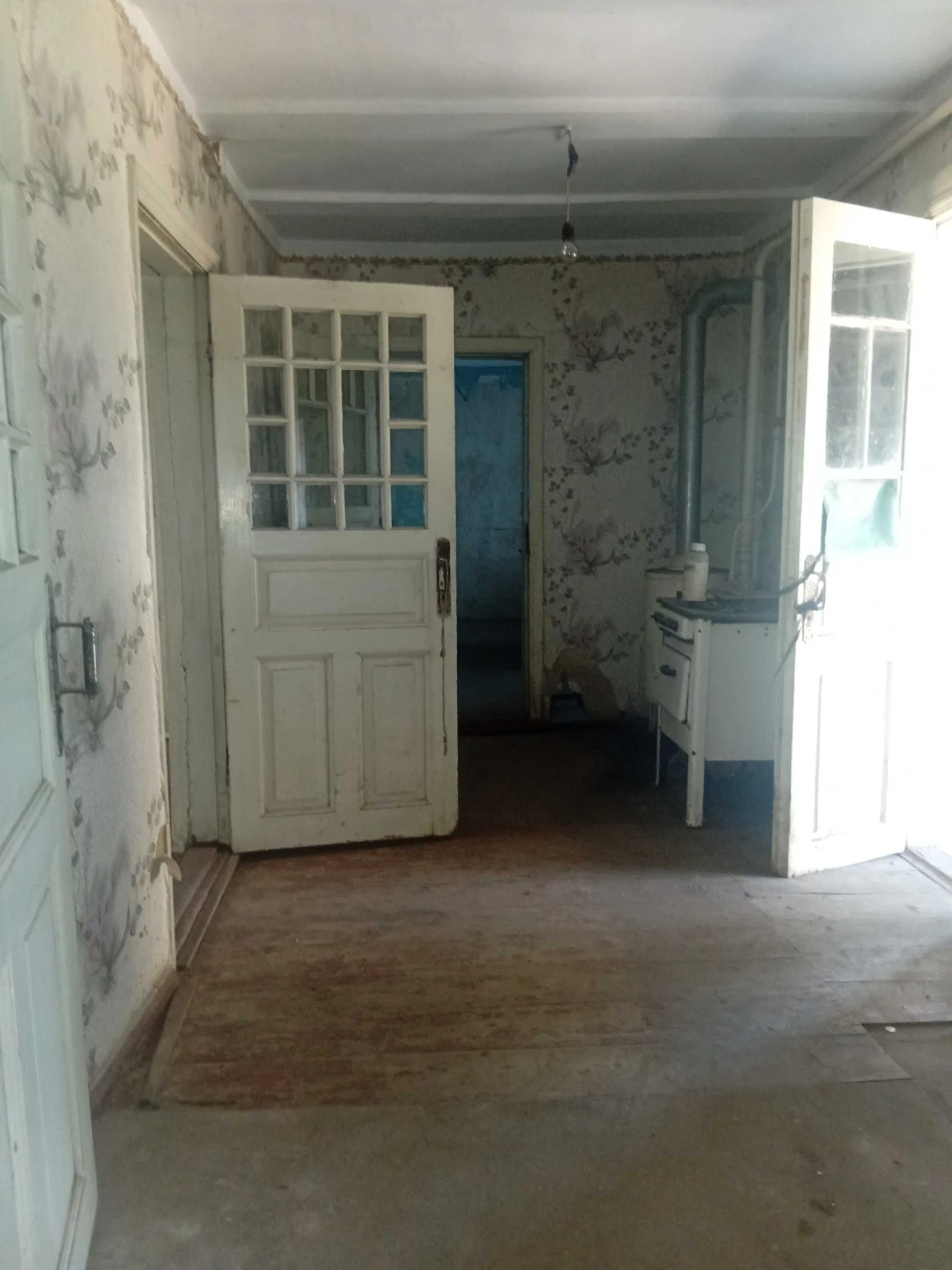 Продам дом по центральной улице