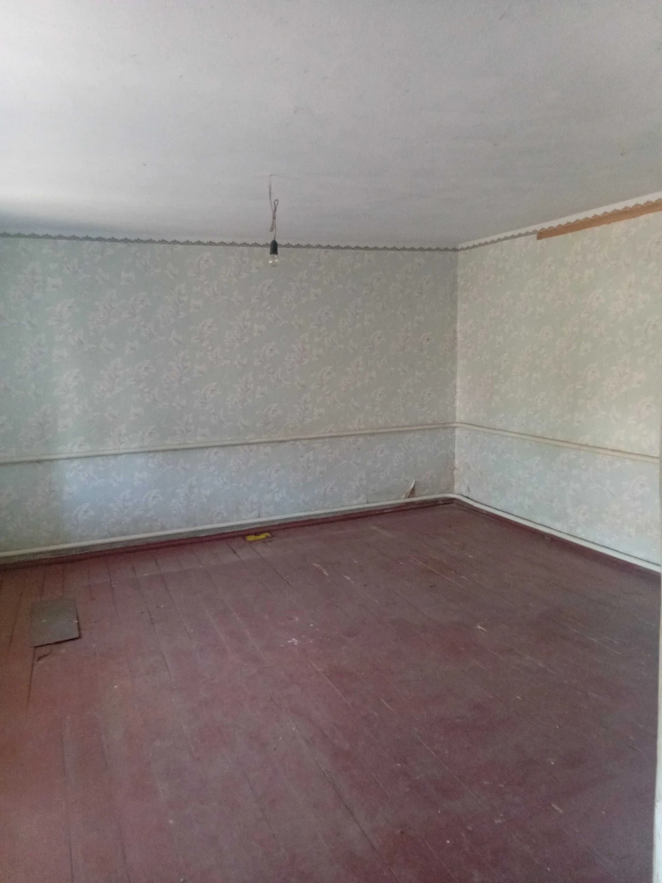 Продам дом по центральной улице