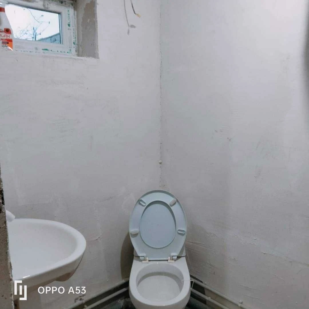 Продам часть дома с своим двориком в самом центре Беляевки