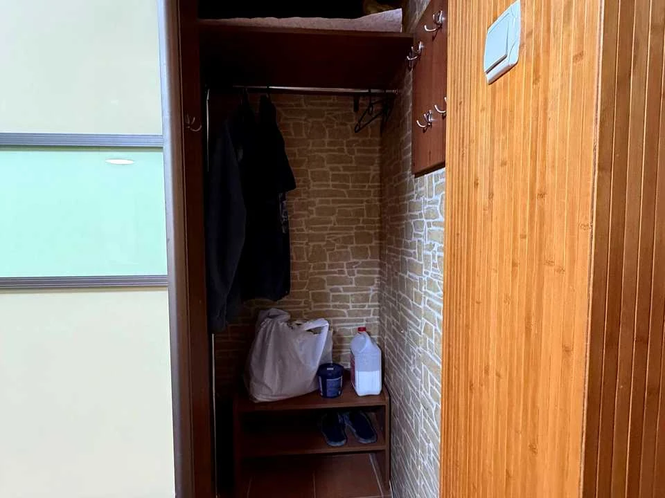 Apartment. Kharkiv, Traktorostudivnyky Ave.