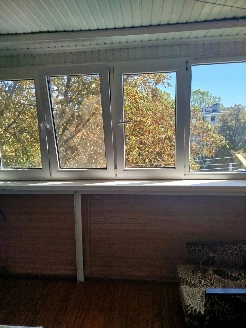 В продаже Комната со своим с/узлом и балконом.