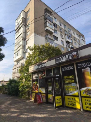 Продам 1-кімнатну квартиру на вул. Бреуса! Цегляний будинок,