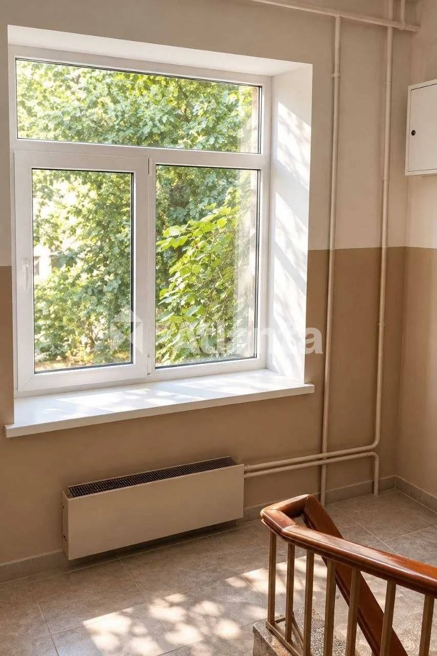 Продам 2-х комнатную квартиру с авторским ремонтом в центре