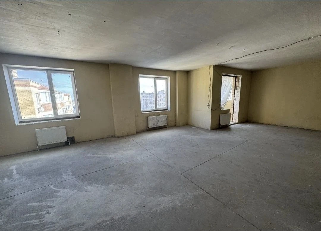 2 кімнатна квартира 80 м²  в новому ЖК "Янтарний". Вигідна п