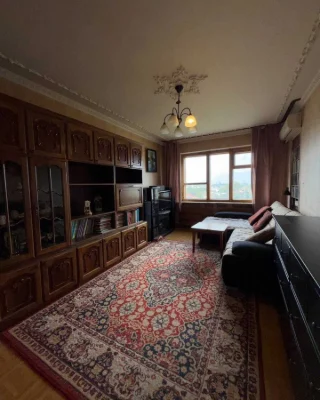 Продам 3 кімнатну квартиру на 8 Ст.В.Фонтану