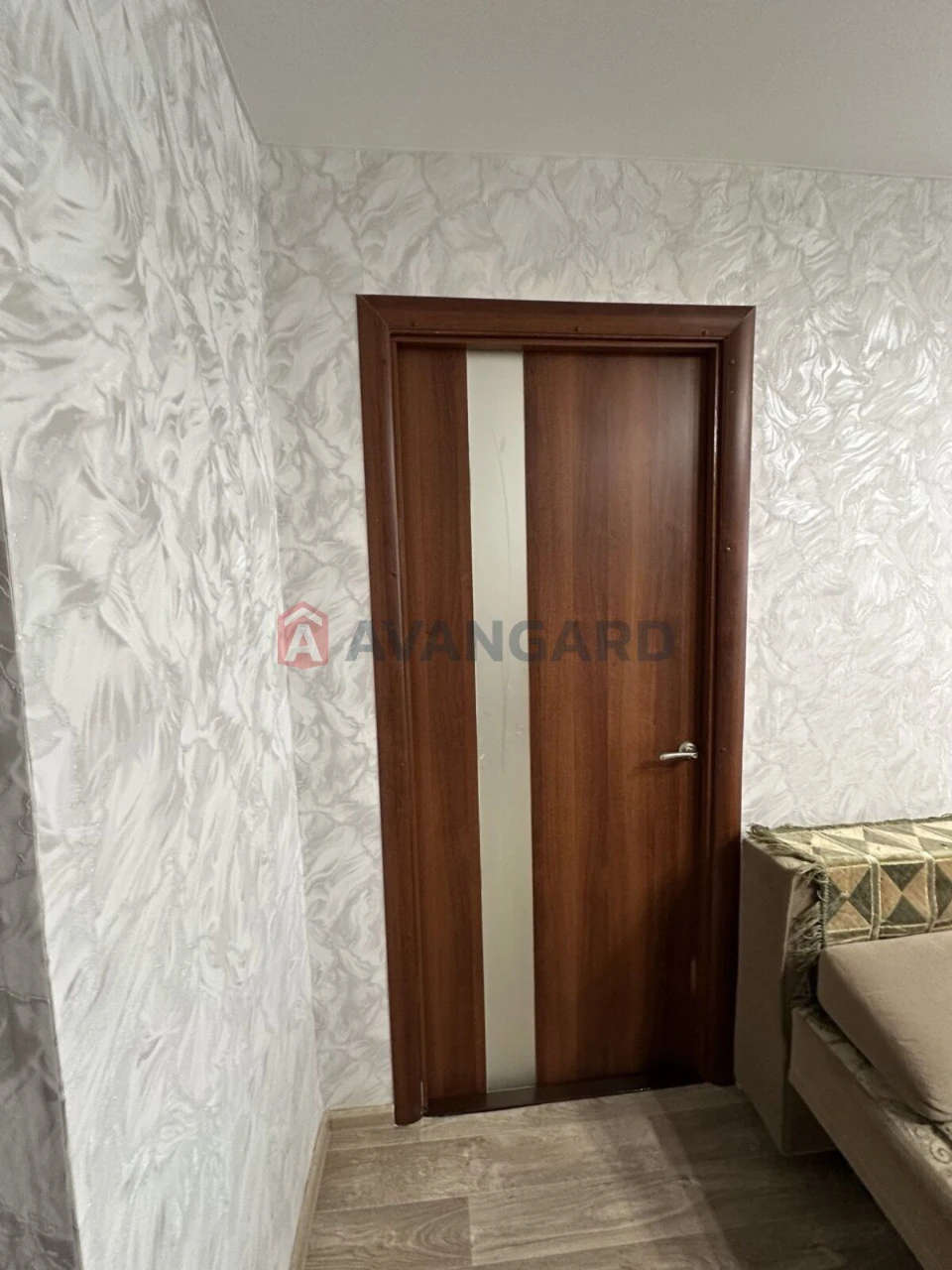 Продам 3-кімнатну квартиру Нижнеднепровская 14а