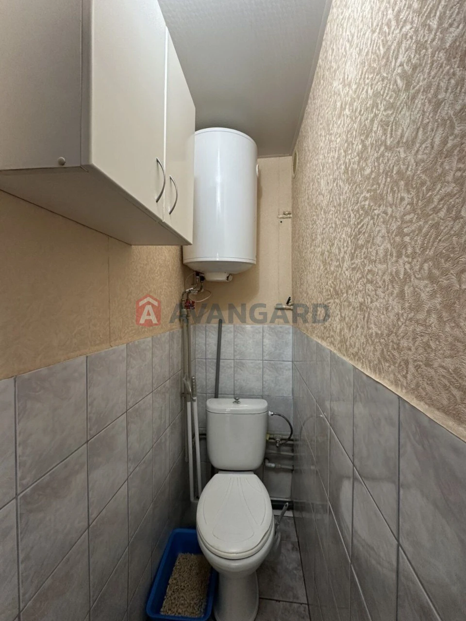 Продам 3-кімнатну квартиру Нижнеднепровская 14а