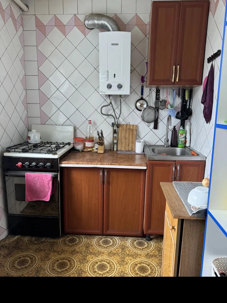 Продам 3х ком.кв-ру,  бул.Бельфорский (р-н Правобережного ры