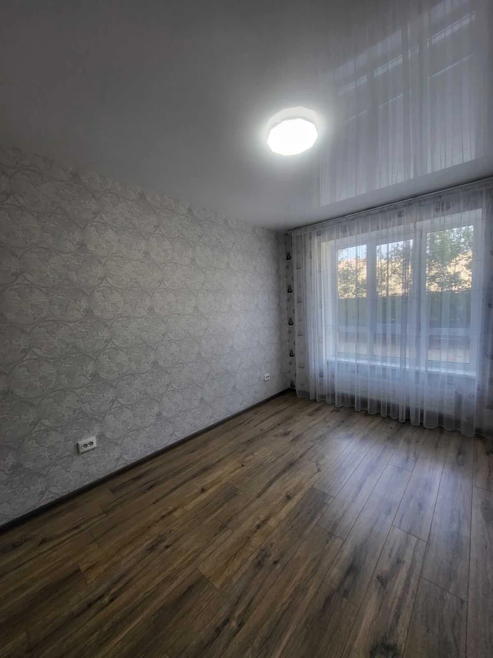 Продаж трикімнатної квартири у затишному районі Івано-Франкі