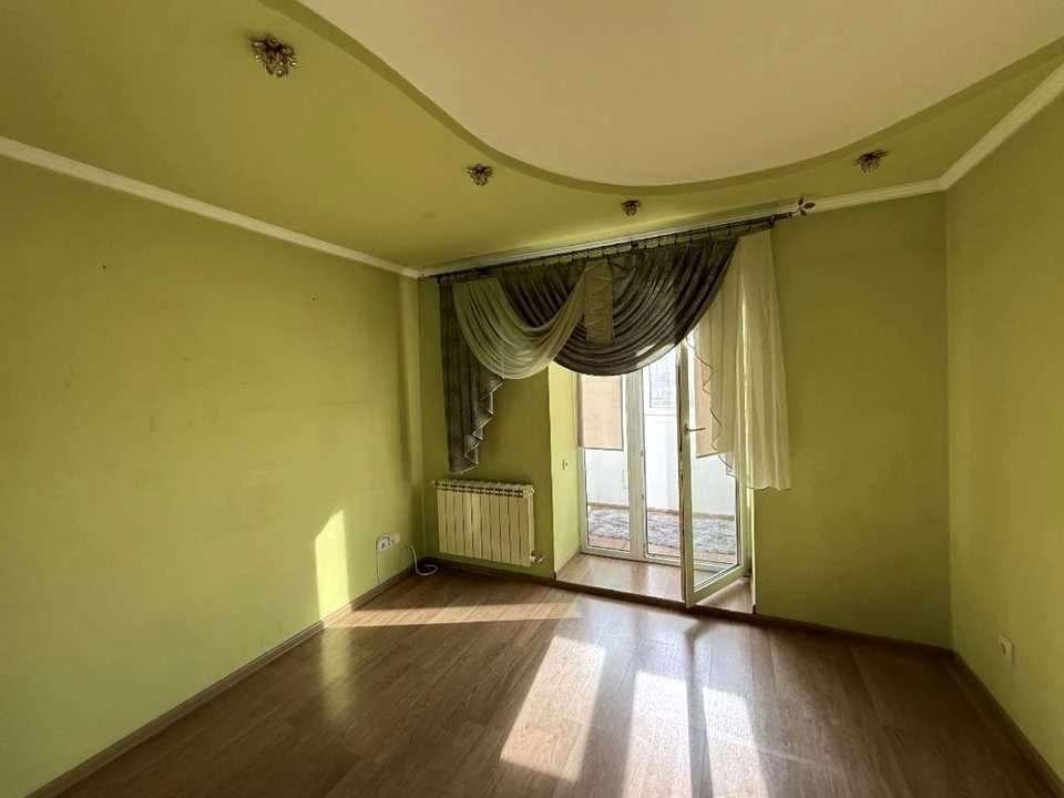 Квартира. Івано-Франківськ, Вовчинецька вул.