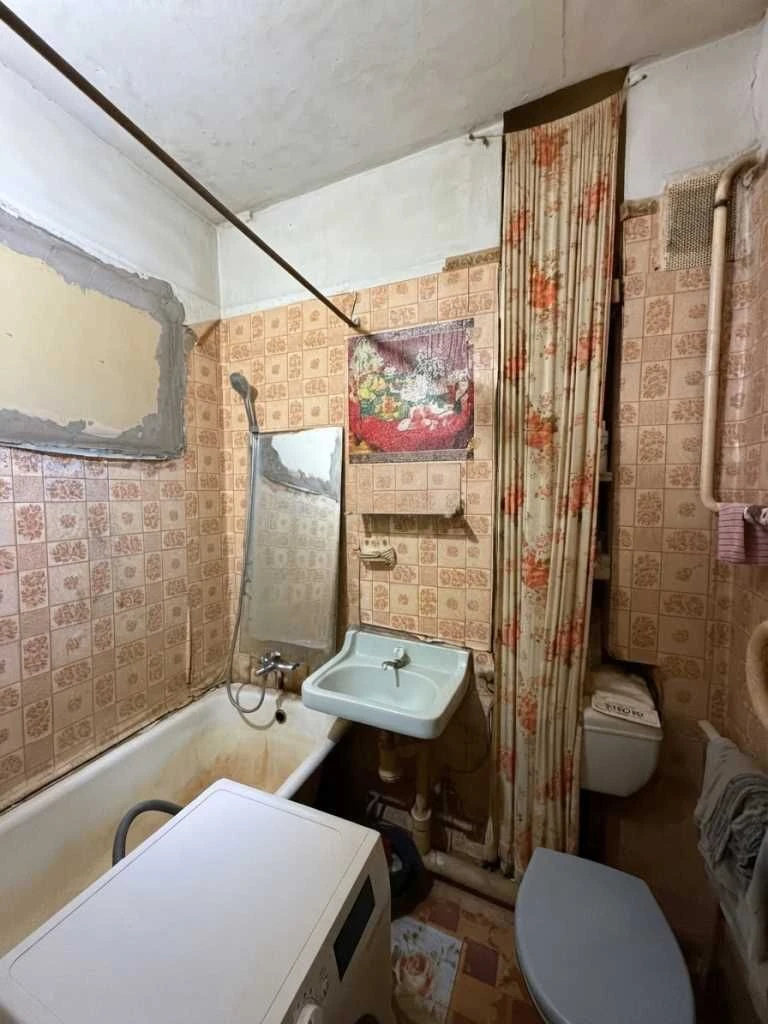 2к квартира по кільцю Цегла окремі кімнати Суперціна