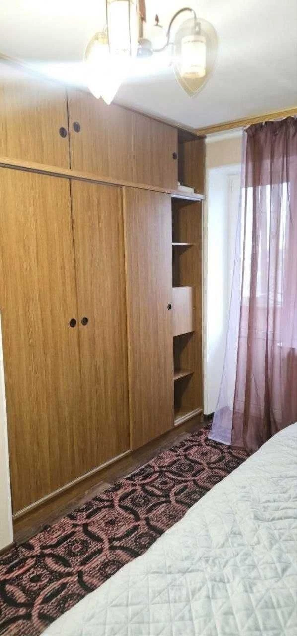 Продам 1 кімнатну квартиру Польова