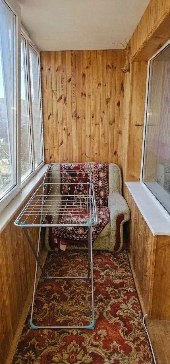 Продам 1 кімнатну квартиру Польова