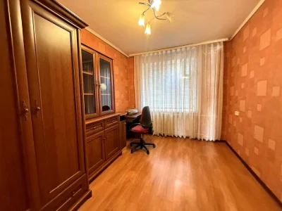 Квартира. Рівне, Академіка Грушевського вул.